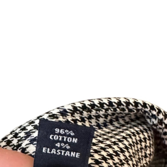 Tommy Hilfiger Dress Shirt - Picture 7 of 7